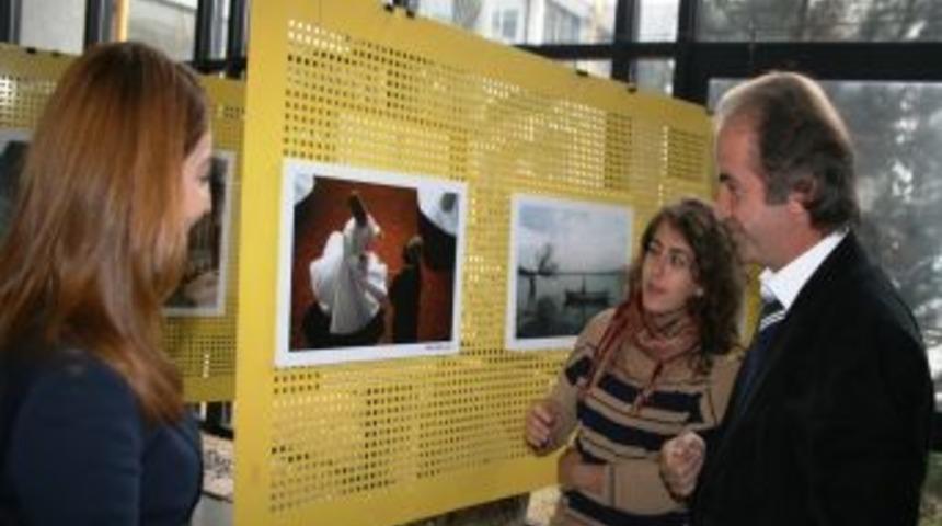 Mimarlar, Fotoğraf Sergisi A&ccedil;tı