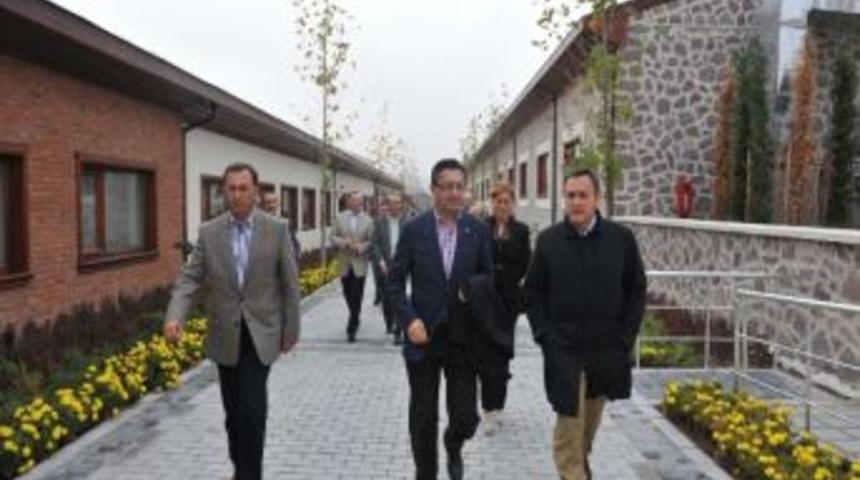 Altındağ Belediyesi Kahvaltı Programları S&uuml;r&uuml;yor