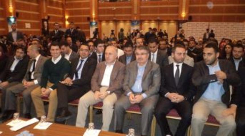 AK Parti, Tunuslu Gen&ccedil;leri Ağırladı