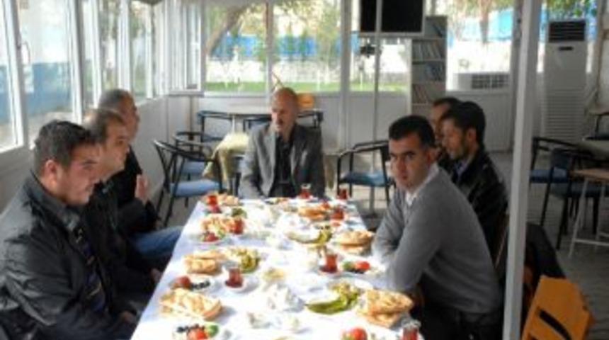 Siverek Emniyet M&uuml;d&uuml;r&uuml; Basın İle Kahvaltıda Buluştu