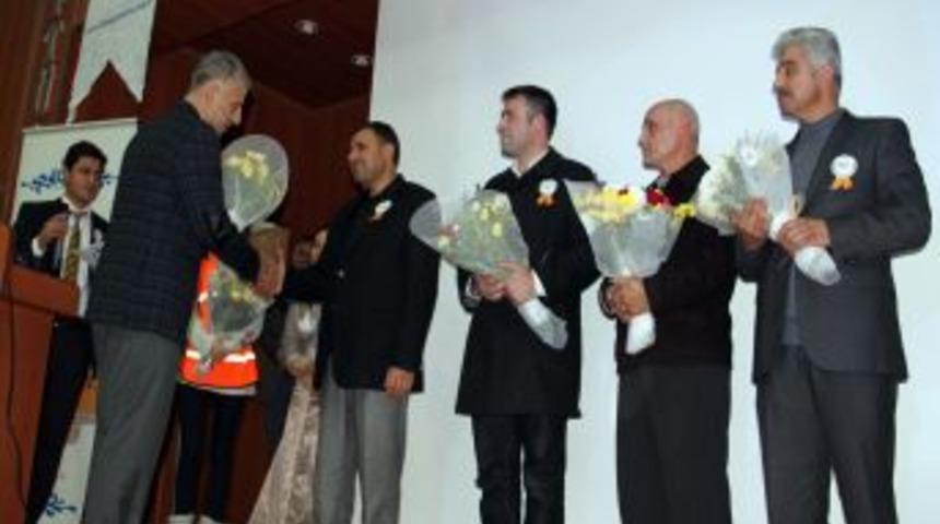 Kimse Yok Mu Derneği G&ouml;n&uuml;ll&uuml;leri, Kurban Bayramı Faaliyetlerini Anlattı