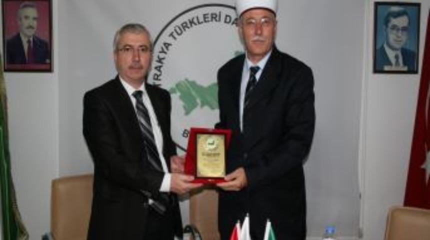 G&uuml;m&uuml;lcine M&uuml;ft&uuml;s&uuml; Şerif: Marjinal Gruplar Gen&ccedil;lerimizi Tahrik Ediyor