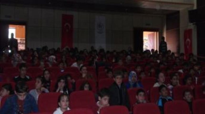 Çanakkale 1915 Filmi Öğrencilere İzletildi