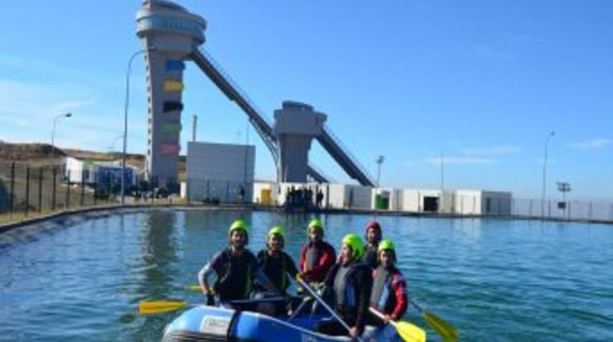 Erzurum'da Rafting Antren&ouml;rl&uuml;ğ&uuml; Kursu Veriliyor