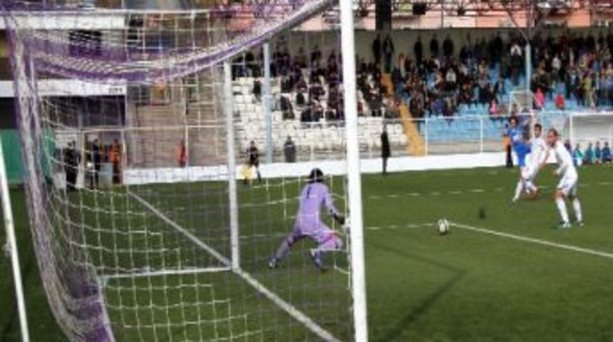 Erzurum B&uuml;y&uuml;kşehir Belediyespor Deplasmanda Berabere Kaldı