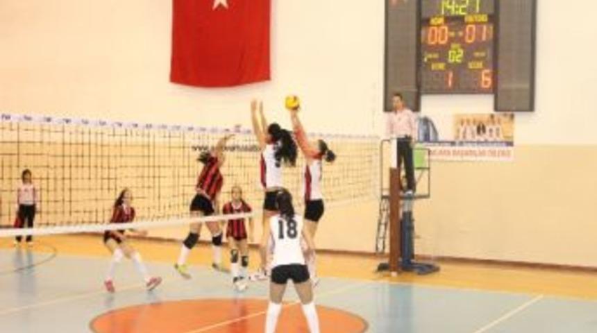 Aroma Bayanlar Voleybol 3. Ligi