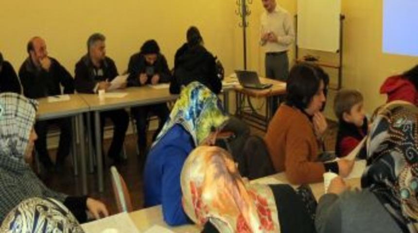 &Ouml;zel Sema İlkokulu'nda Anne-baba Okulu Başladı