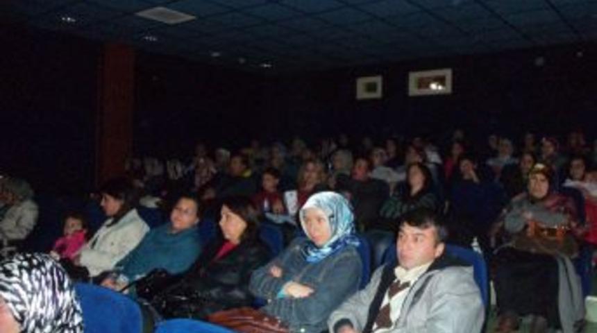 MENBADER Hi&ccedil; Sinemaya Gitmemiş Bayanları Sinemaya G&ouml;t&uuml;rd&uuml;