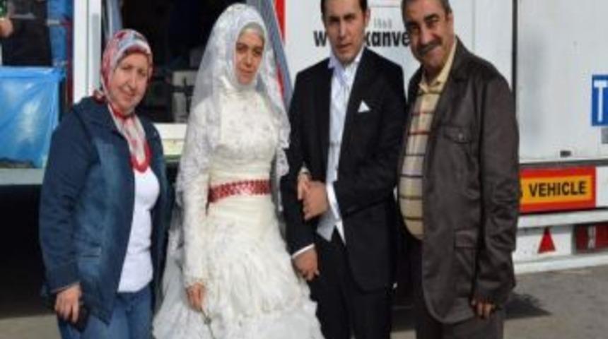 Önce Kan Bağışında Bulundular Sonra Evlendiler