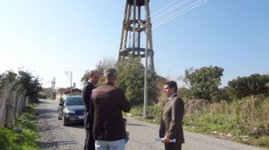 Edremit Kaymakamı Tun&ccedil; &Ccedil;ıkrık&ccedil;ı K&ouml;y&uuml;nde Incelemelerde Bulundu