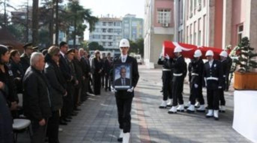 Emekli Vali Yardımcısı Son Yolculuğuna Uğurlandı