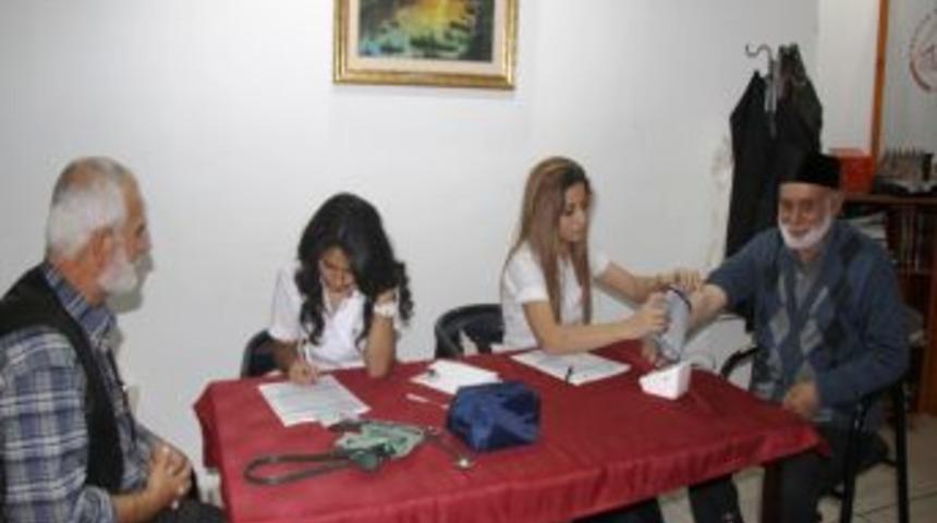 &Ccedil;ubuk Belediyesi'nden Yaşlılara Alzheimer Taraması