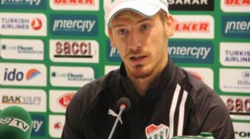 Bursaspor Kalan 5 Haftada &Ccedil;ıkışını S&uuml;rd&uuml;rmek İstiyor