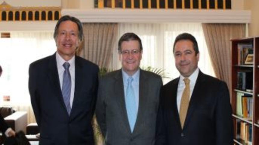 Eli Alharal, Kolombiya İzmir Fahri Konsolosu Oldu