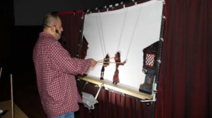 Karag&ouml;z Hacivat Muğla &Uuml;niversitesi'nde