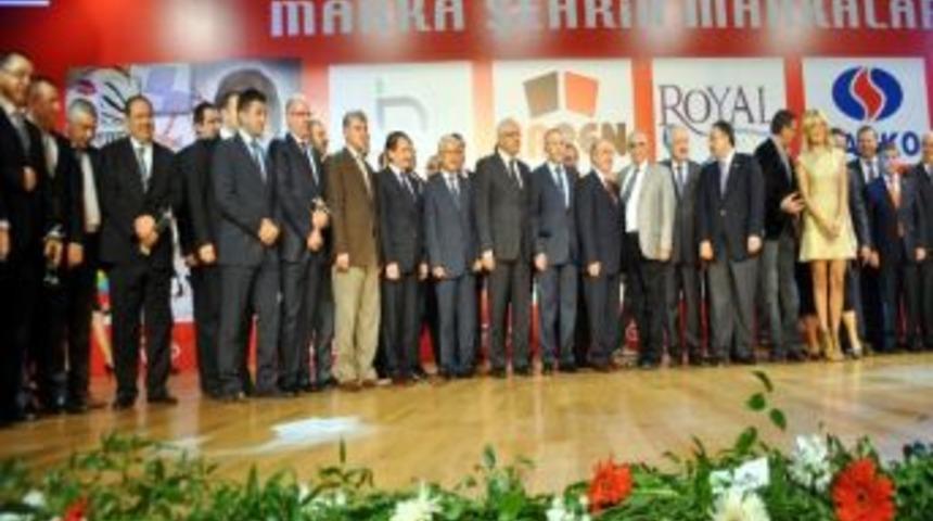 Hasan Kalyoncu &Uuml;niversitesi&rsquo;ne &Ouml;d&uuml;l