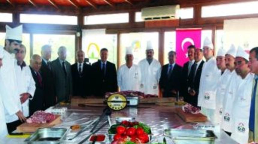 Tescilli Adana Kebabı Usta Eğitimi Başlıyor