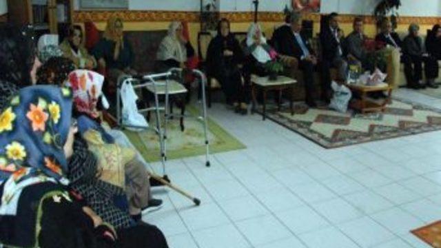 Huzurevinde Hayatını Kaybedenler Için Mevlid Okutuldu