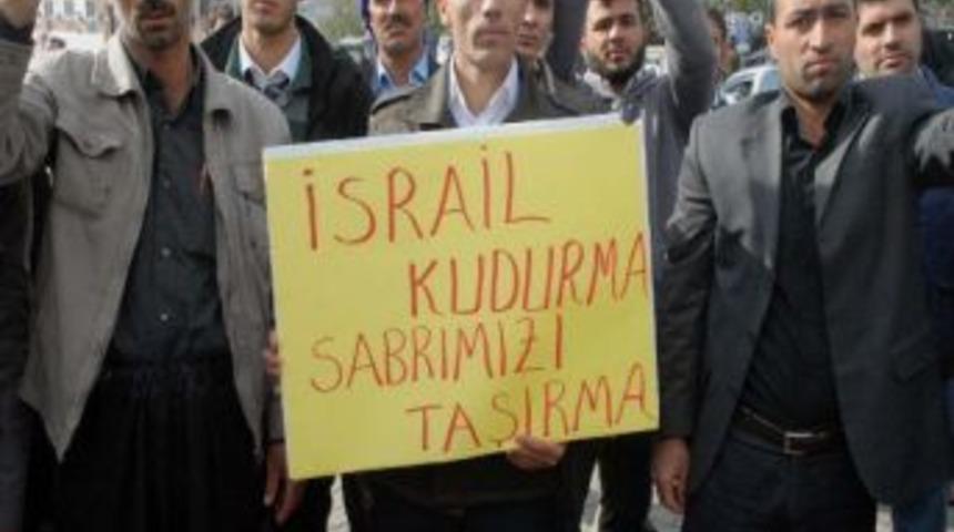 Siverek'te İkra-der, Gazze'ye Destek İ&ccedil;in Basın A&ccedil;ıklaması D&uuml;zenledi