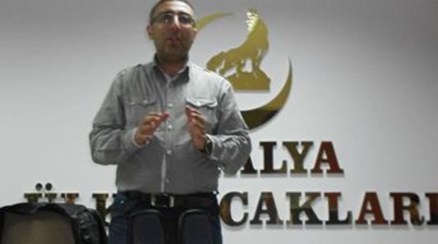 Antalya'da Ahıska T&uuml;rkleri semineri