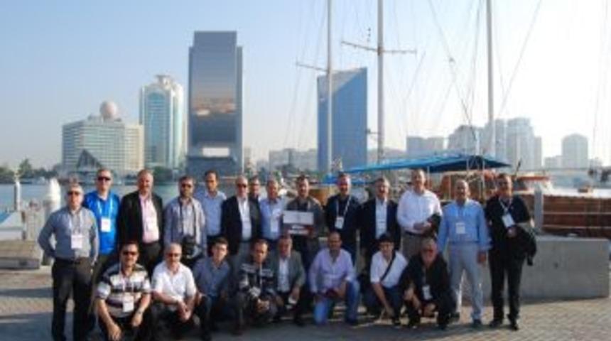 M&Uuml;SİAD İzmir Şubesi Dubai'ye Iş Gezisi D&uuml;zenledi