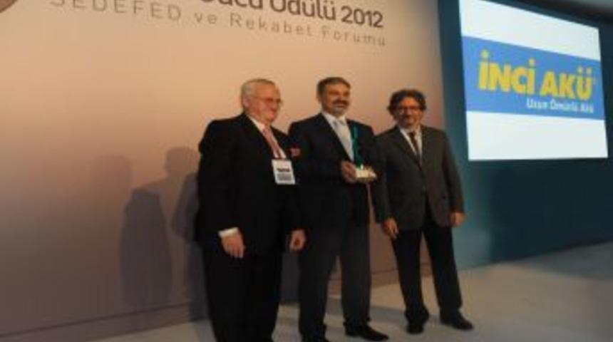 İnci Ak&uuml;&rsquo;ye 'En Rekabet&ccedil;i Şirket Başarı &Ouml;d&uuml;l&uuml;' Verildi
