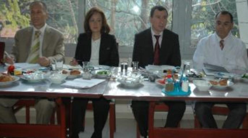 Genel Sekreter T&uuml;rkyılmaz Yeni Y&ouml;netimi Tanıttı