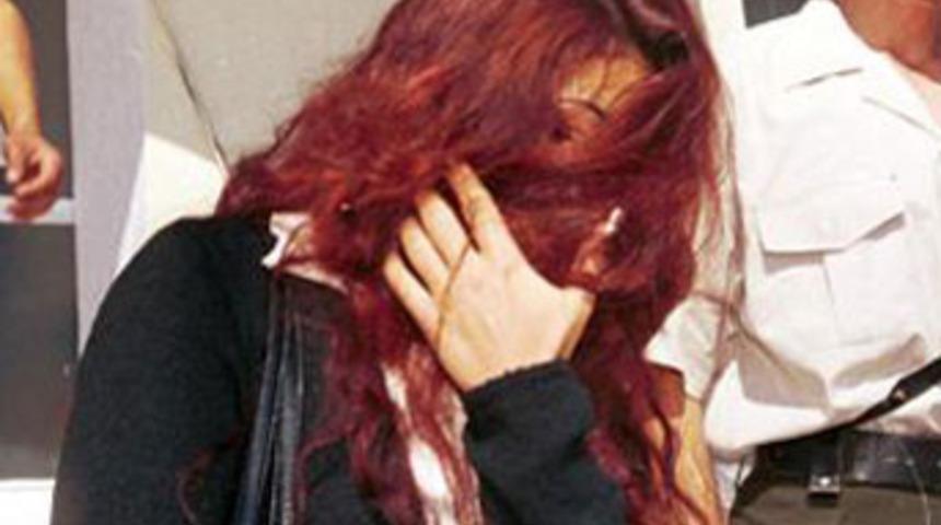 Kiralık katile kocasını &ouml;ld&uuml;rtt&uuml; m&uuml;ebbet aldı