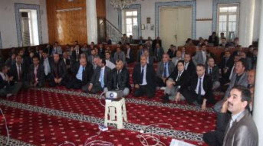 Din G&ouml;revlilerine G&uuml;venli İnternet Semineri