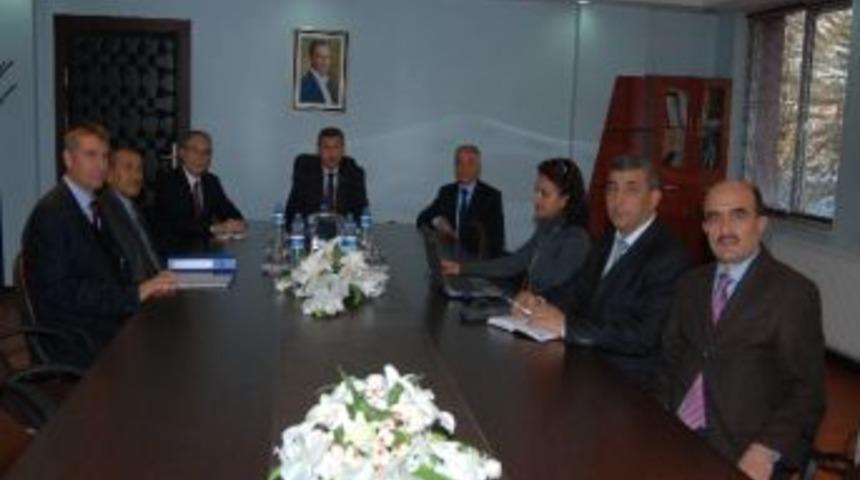 Vali Şerif Yılmaz Karayolları 6. B&ouml;lge M&uuml;d&uuml;rl&uuml;ğ&uuml;n&uuml; Ziyaret Etti