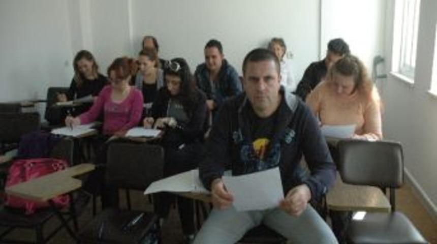 Marmaris Esnaf Ve Sanatk&acirc;rlar Odası Yabancı Dil Kursları Başladı