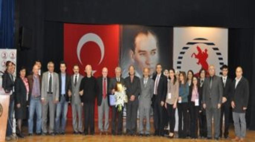 17. Y&uuml;zyıl Osmanlı T&uuml;rk&ccedil;esi Metinleri Ve S&ouml;z Varlığı