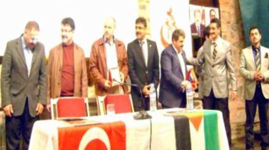 Alperenler&rsquo;den &Ccedil;anakkale Konferansı