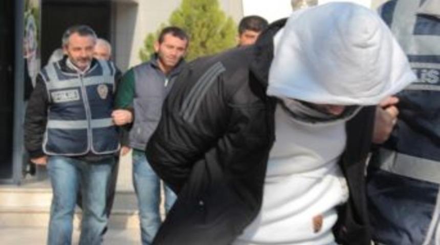 Yeniden Cezaevine Gitti