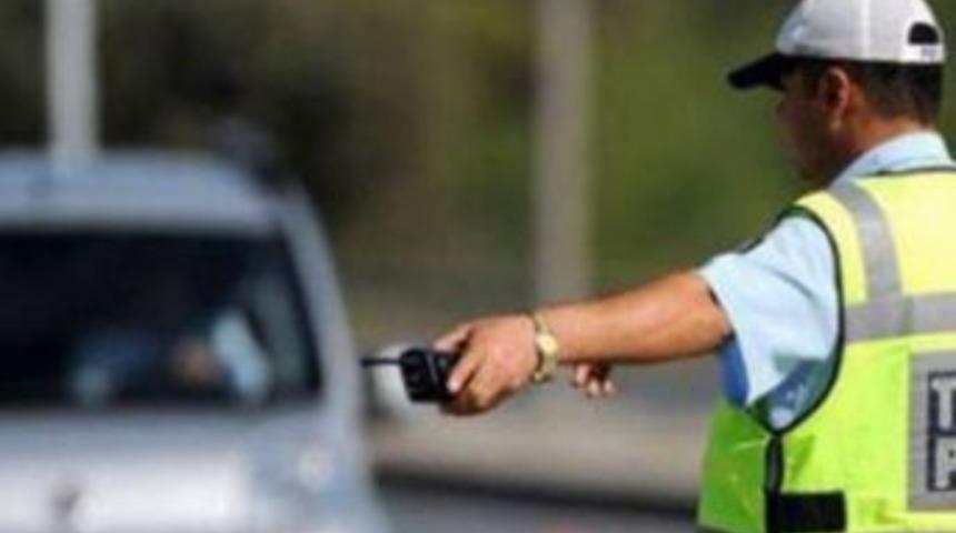 3 g&uuml;nde 30 ara&ccedil; trafikten men edildi