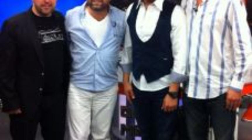 Gecenin mikrofonu &ccedil;ok ses getire&ccedil;eğe benziyor