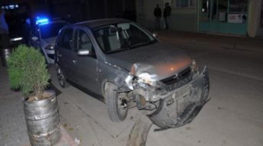 Bafra&rsquo;da Maddi Hasarlı Kaza