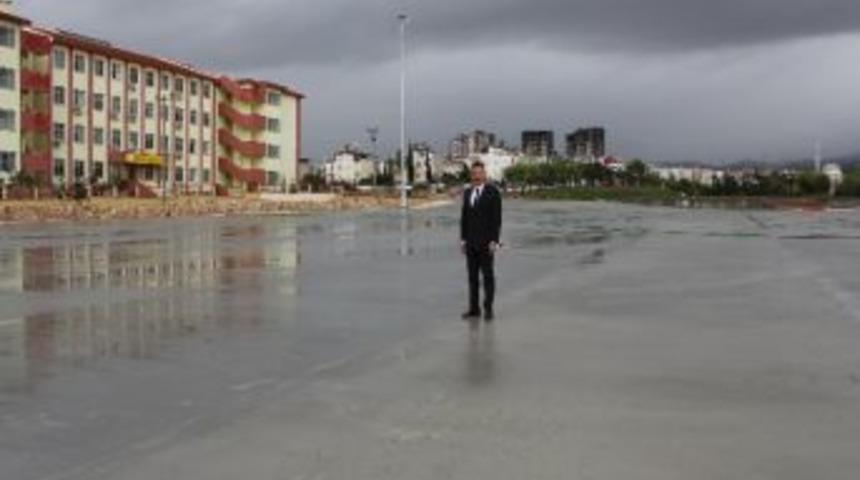 Toroslar K&uuml;lt&uuml;r Merkezi Ve Cumhuriyet Alanına Kavuşuyor