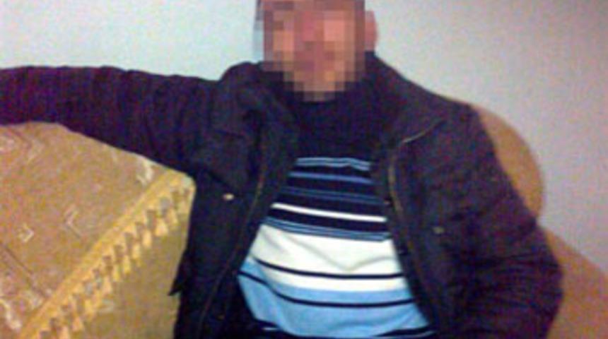 &Ccedil;ocuk tacizcisi hapiste asılı bulundu