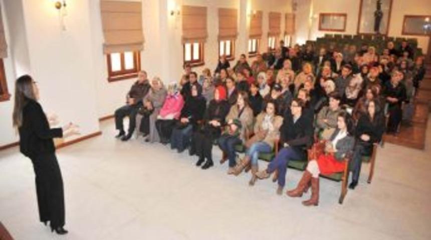 Altındağ Belediyesi'nden Anne-Baba Okulu