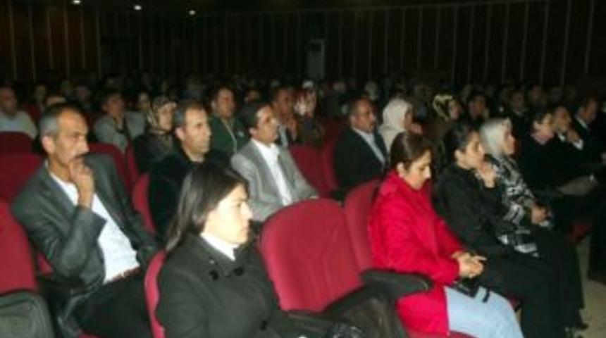 &lsquo;&ccedil;ocuğum Nasıl Daha Zeki Olur&rsquo; Konulu Seminer D&uuml;zenlendi