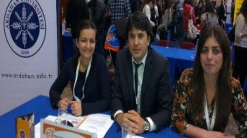 Ar&uuml;&rsquo;l&uuml; Akademisyenler Bak&uuml;&rsquo;de Azeri &Ouml;ğrencilerle Buluştu