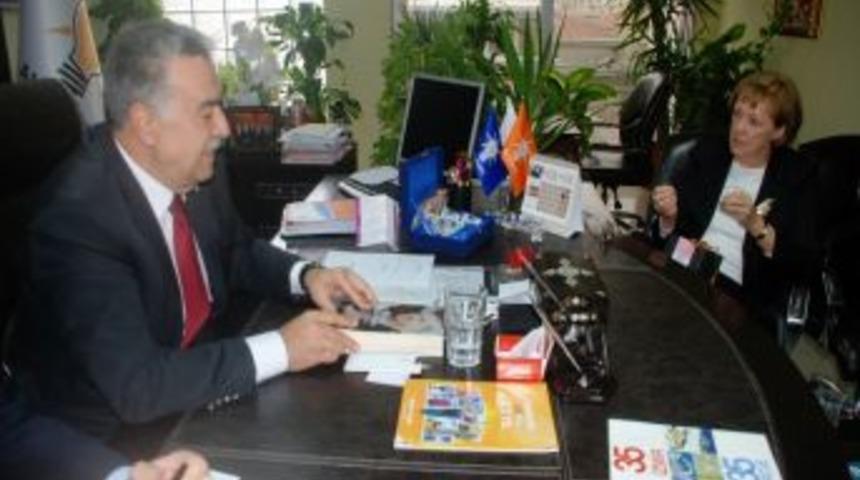 Almanya İzmir Başkonsolosu AK Parti&rsquo;yi Ziyaret Etti