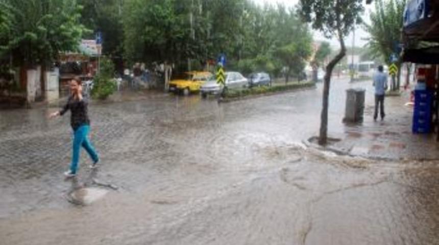 Aydın&rsquo;a Etkili Yağış Uyarısı