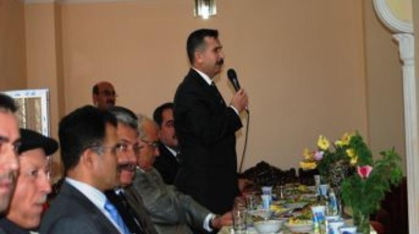 Tarsus'ta Aşure Kazanları Barışa Hizmet I&ccedil;in Kaynadı