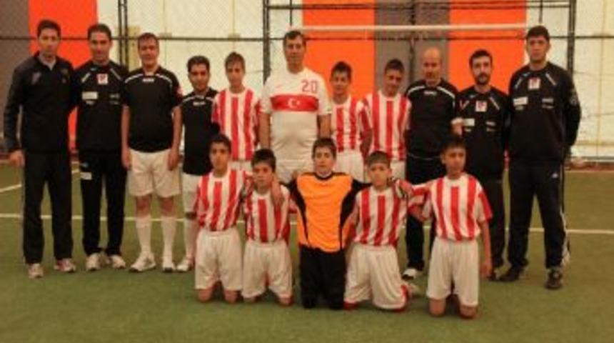 Erzurum Emniyet&rsquo;inden Futbol Okulu Projesi