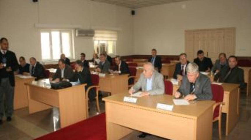 D&uuml;zce İgm&rsquo;de B&uuml;t&ccedil;e G&ouml;r&uuml;şmeleri S&uuml;r&uuml;yor