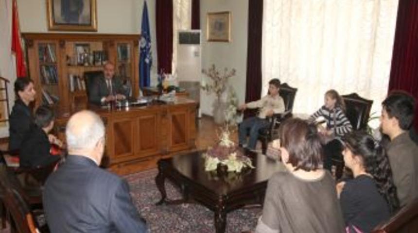 Bursa B&uuml;y&uuml;kşehir Belediyesi, &Ccedil;ocukları Ağırladı