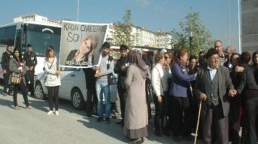 Nişanlısı Tarafından &Ouml;ld&uuml;r&uuml;len Medya Oral Duruşması Elazığ 'da Yapıldı