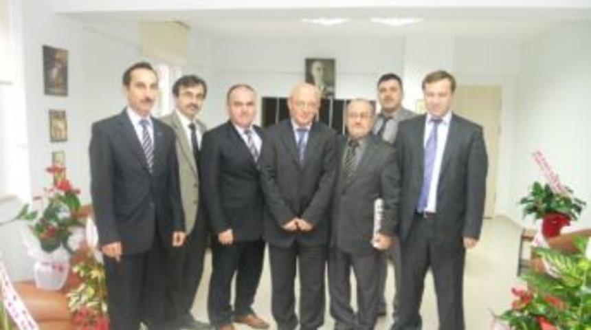 &Ouml;zt&uuml;rk&rsquo;den &Ccedil;elik&rsquo;e Hayırlı Olsun Ziyareti